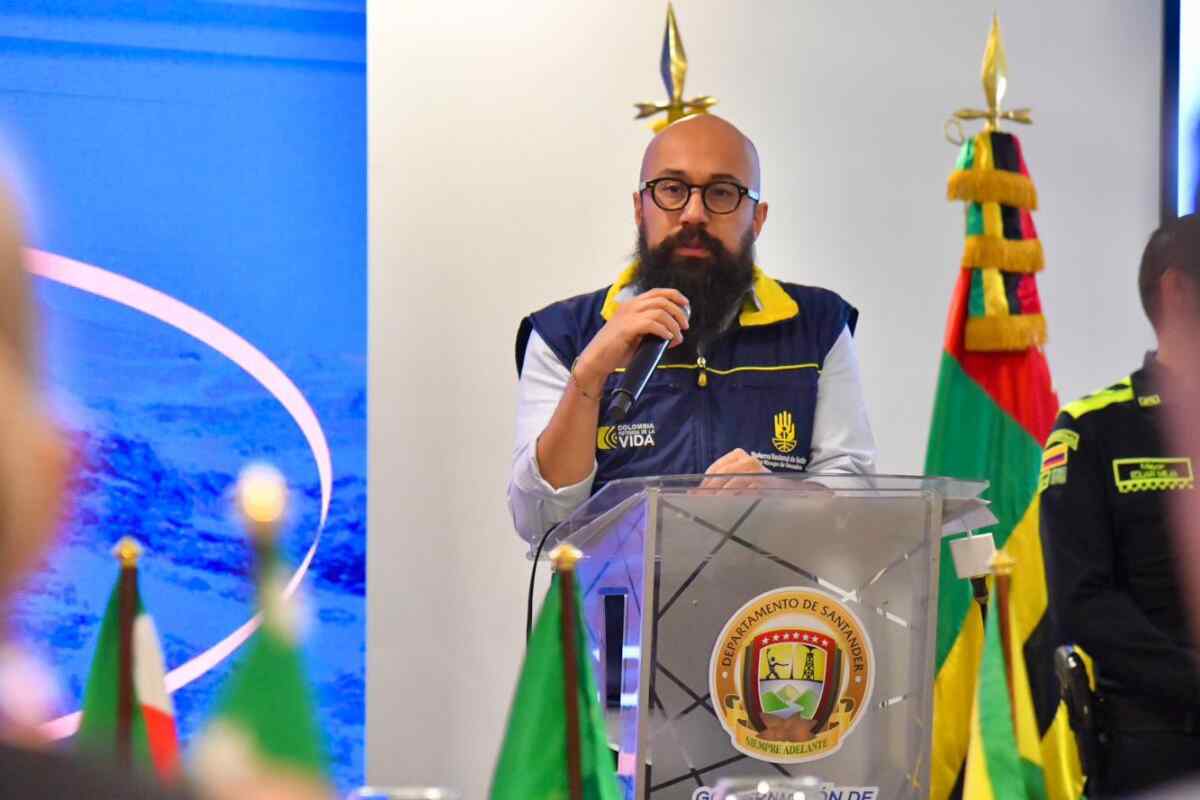 Carlos Carrillo insiste en limpieza total: "Corrupción en UNGRD es un barril sin fondo"