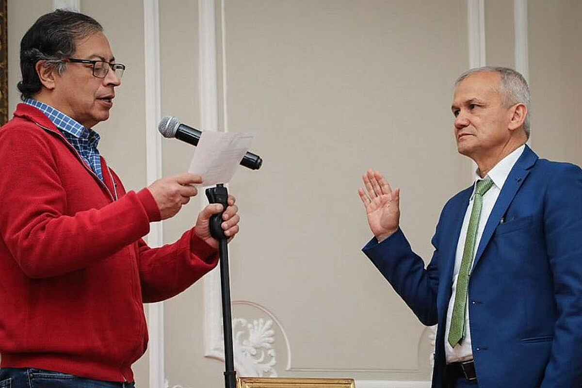 El lucrativo patrimonio de Carlos Ramón González: revelan que posee 12.500 millones en bienes