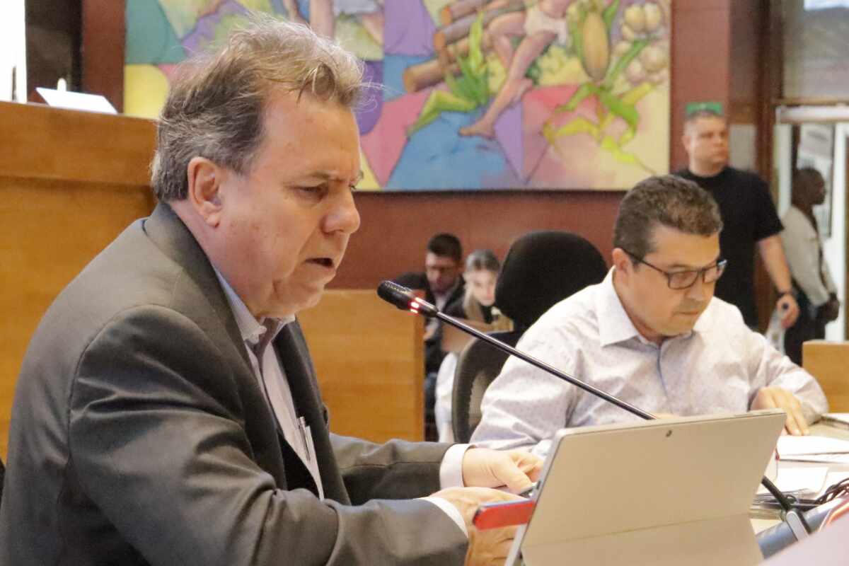 Antioquia Propone Autonomía Territorial para Fortalecer sus Municipios