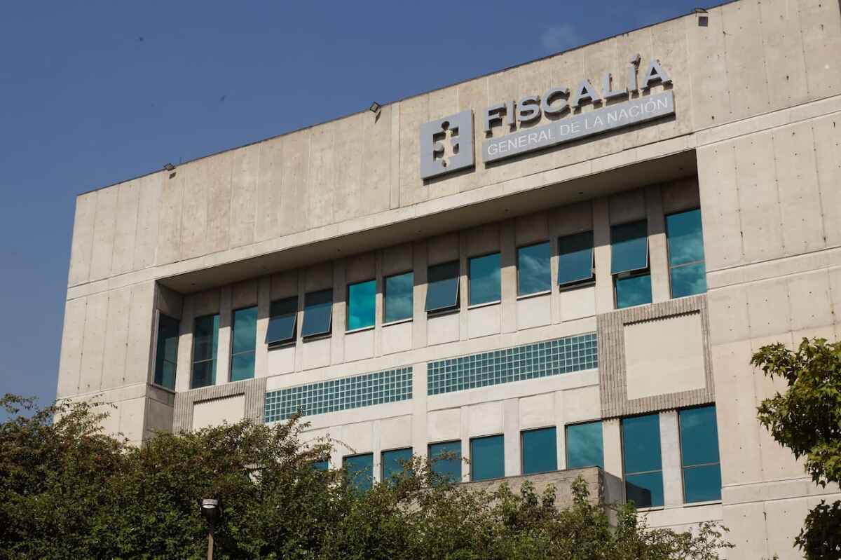 Fiscalía investiga a MinHacienda y exfuncionarios del gobierno Petro por Corrupción en UNGRD