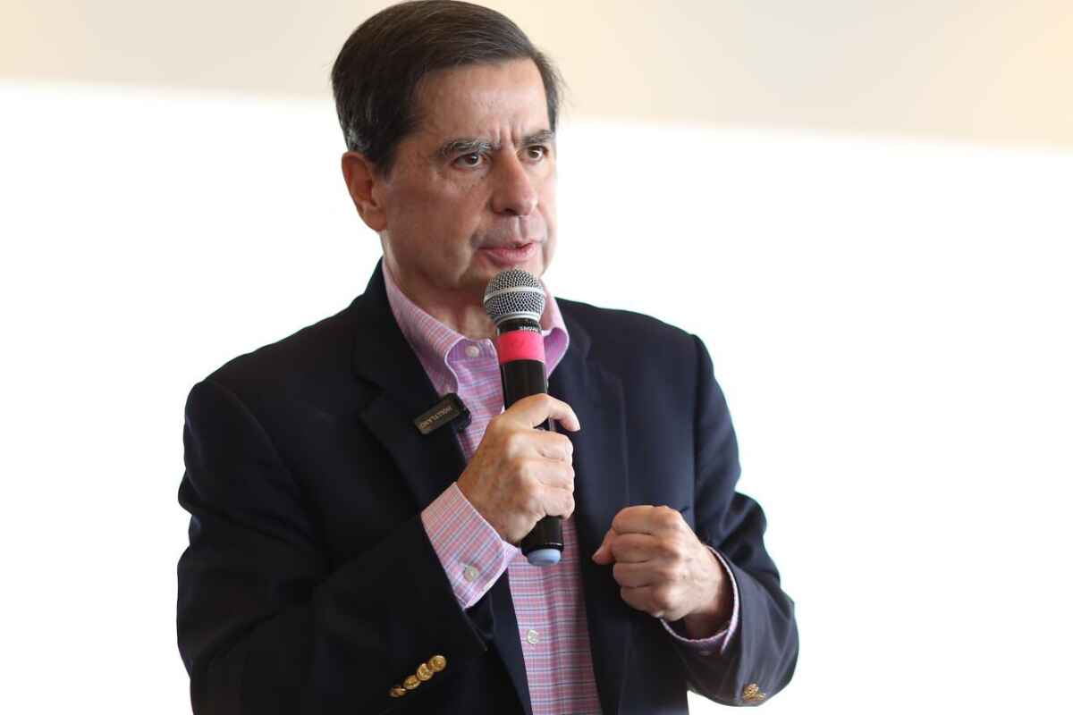 Juan Fernando Cristo dice que: "La Constituyente no incluirá la Reelección"