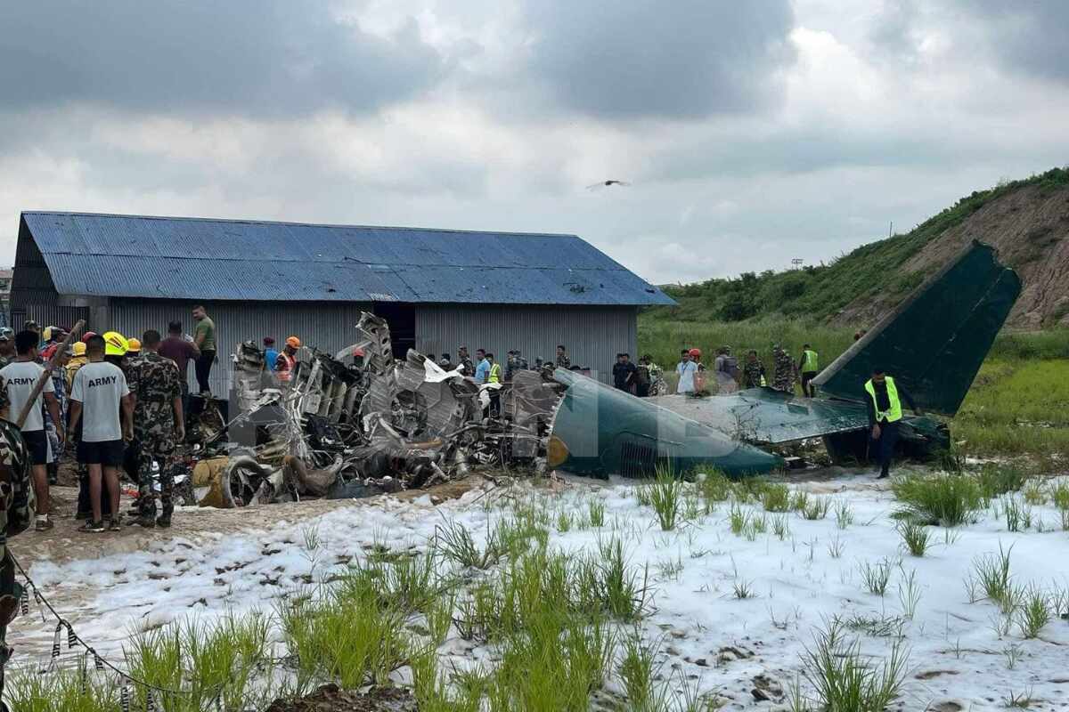 Tragedia en Nepal: 18 muertos tras estrellarse avión de Saurya Airlines en Katmandú
