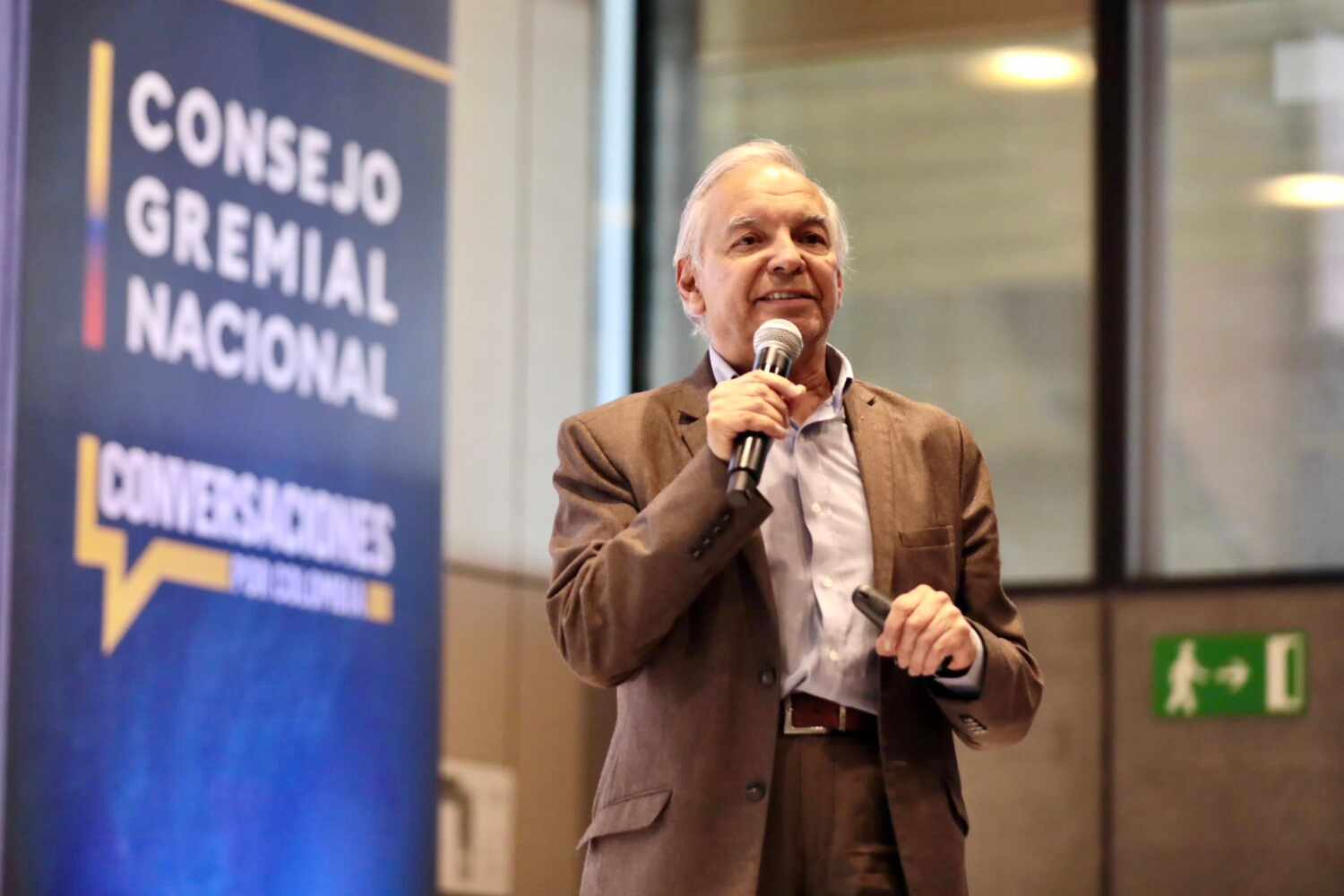 Gobierno anuncia reforma tributaria de $12 billones para financiar presupuesto de 2025