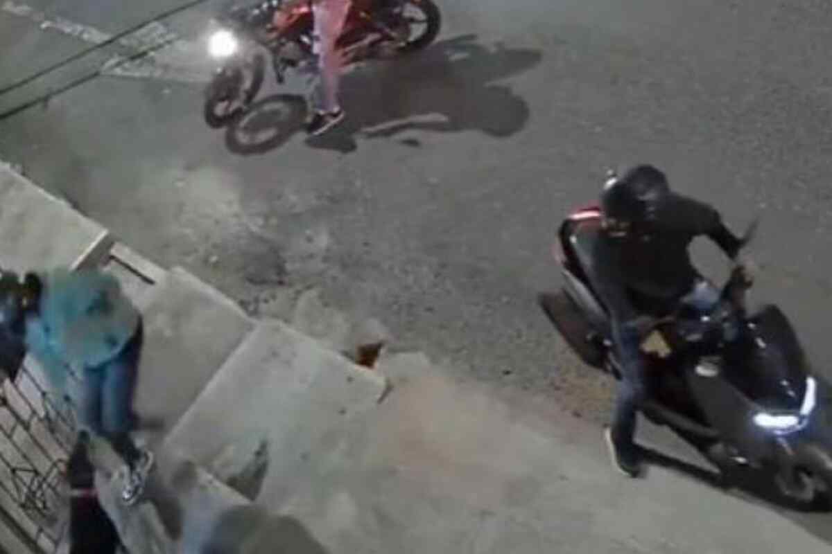 Héroe de cuatro patas: perro frustra robo de moto en Medellín y se vuelve viral