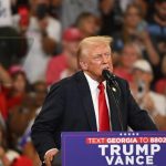 Campaña de Trump asegura que sus comunicaciones internas fueron jaqueadas