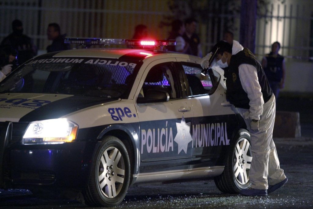 Criminales decapitan a un policía en Nuevo León