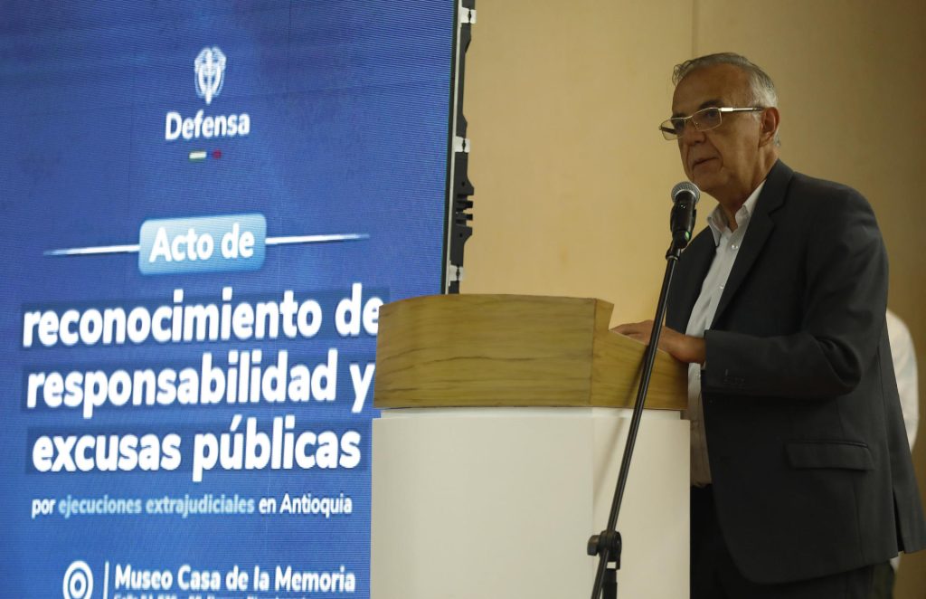Gobierno colombiano pide perdón por falsos positivos a familias en Antioquia