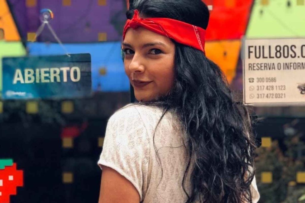 Andrés Carne de Res suspende shows de fuego tras incidente que dejó a empleada grave