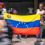 Machado y González Urrutia urgen a policías y militares a impedir golpe dado por Maduro
