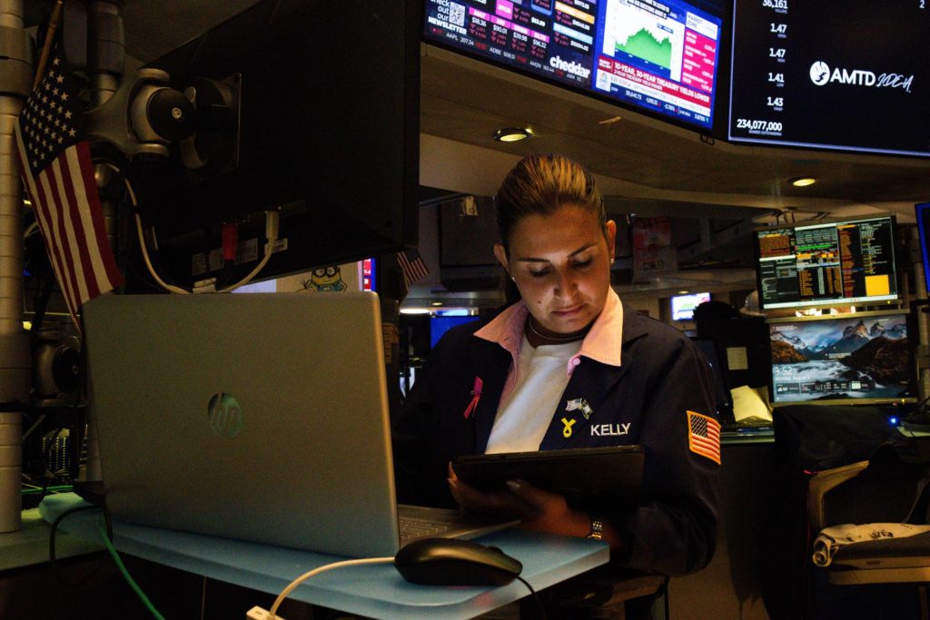 Wall Street abre en verde y el Dow Jones sube un 0,71 %