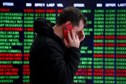Wall Street se debate sobre si habrá una reunión de emergencia de la Fed por las caídas