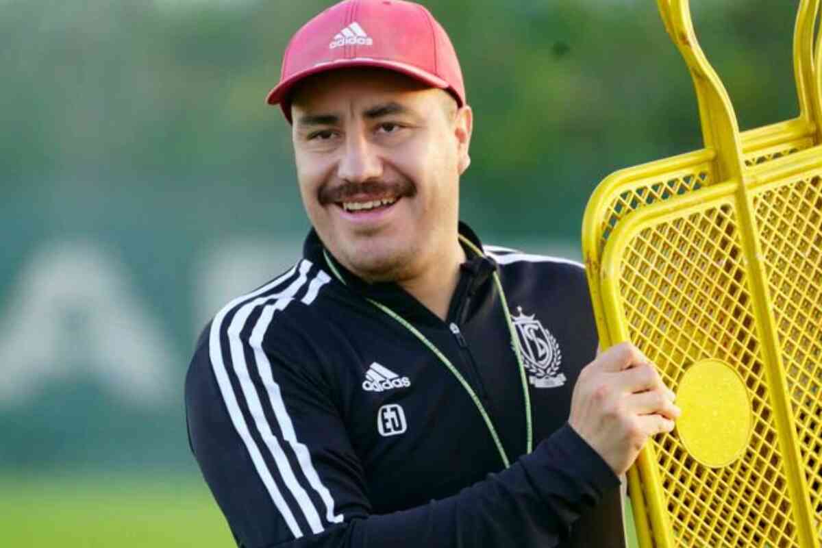 ¡Atlético Nacional presenta a Efraín Juárez como su nuevo DT! Conoce al mexicano que liderará al equipo en 2024