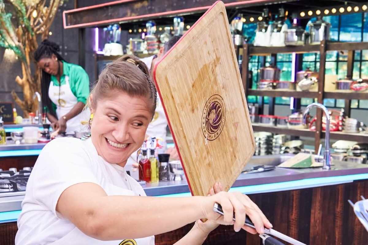 ¡La competencia se pone al rojo vivo! ¡Nuevo horario para MasterChef Celebrity Colombia!