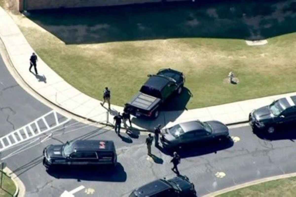 Tiroteo en escuela de Georgia: Al menos 4 muertos y un adolescente detenido