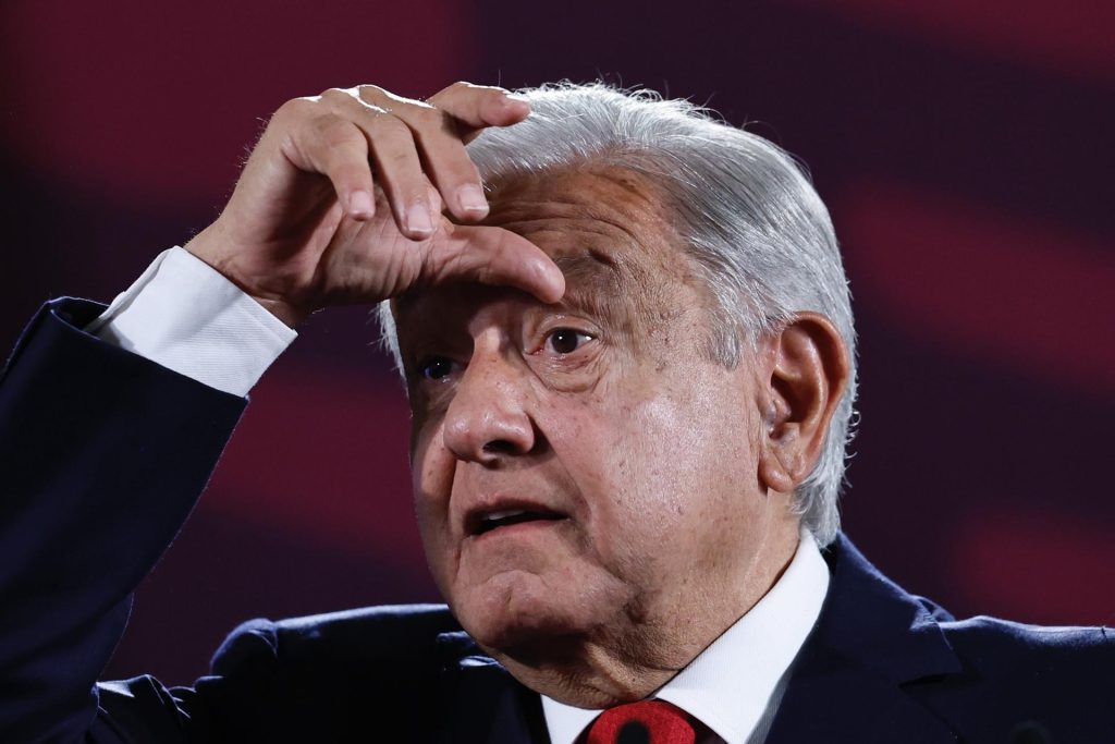 López Obrador augura que Sheinbaum tendrá muy buena relación con EE.UU. gane quien gane