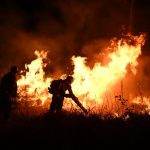 Un vasto incendio consume el 20 % del mayor parque natural de Brasilia