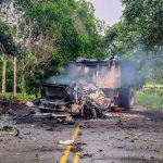 Explosión de cilindros lanzados desde una volqueta en base militar de Arauca deja múltiples heridos