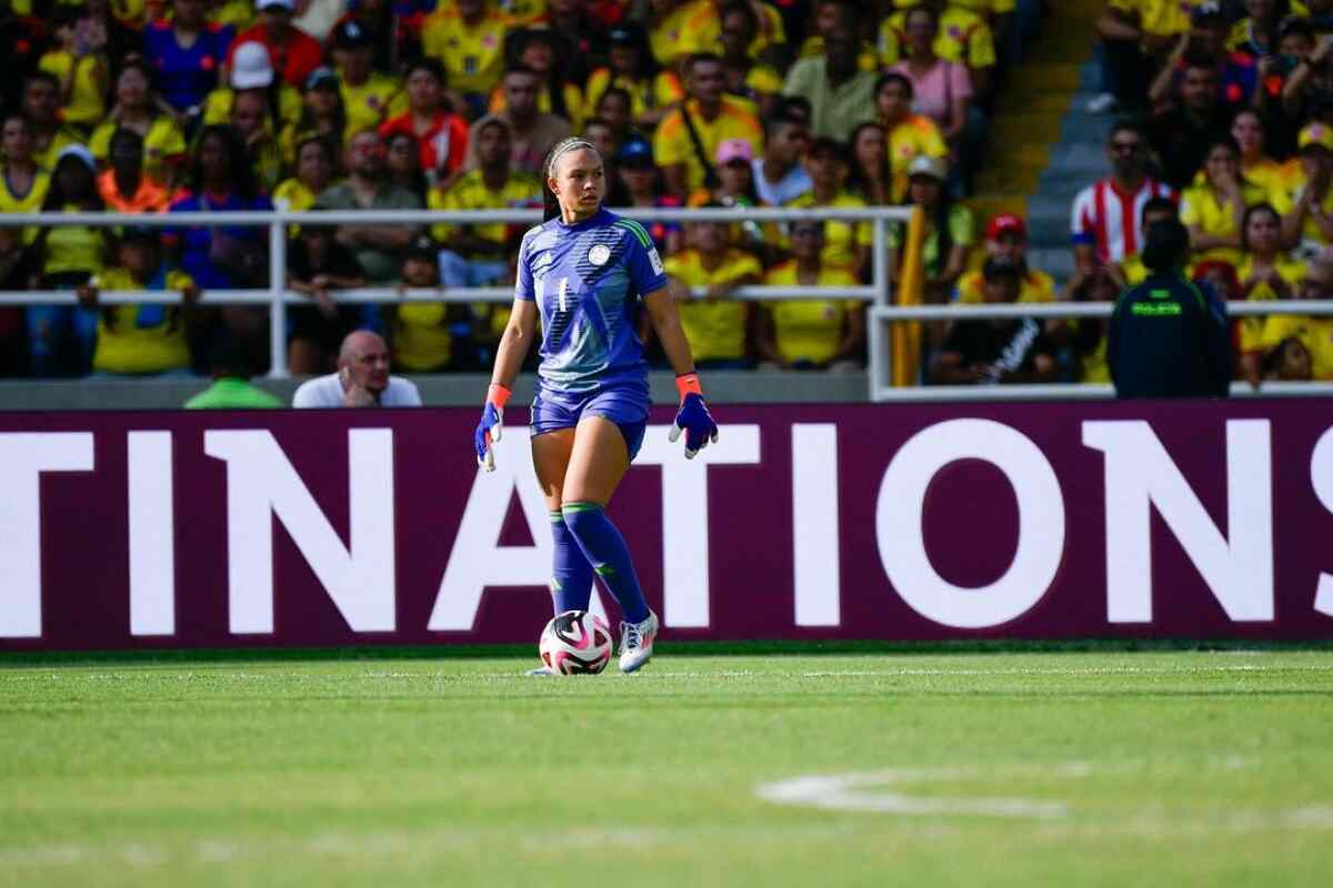 luisa agudelo, seleccion colombia femenina, agrandadas con los niños en buga
