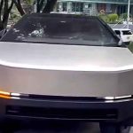 La Tesla Cybertruck llega a Medellín: Un futuro eléctrico en las calles paisas