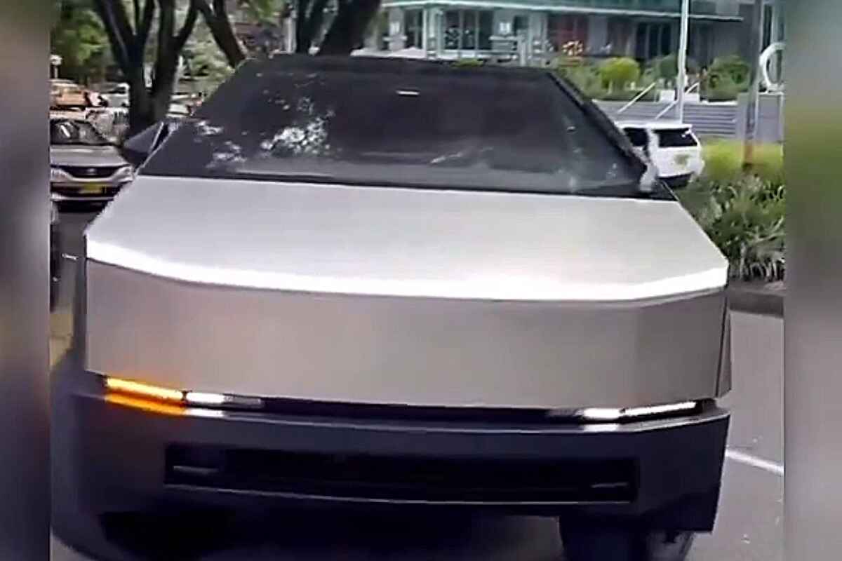 La Tesla Cybertruck llega a Medellín: Un futuro eléctrico en las calles paisas