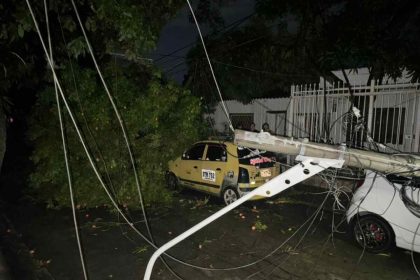 ¡Un vendaval sin precedentes azotó Barranquilla! 152 casas destechadas y daños millonarios