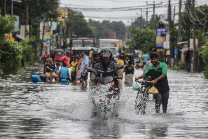 Al menos 3 muertos y más de 150.000 afectados por las fuertes lluvias en Sri Lanka