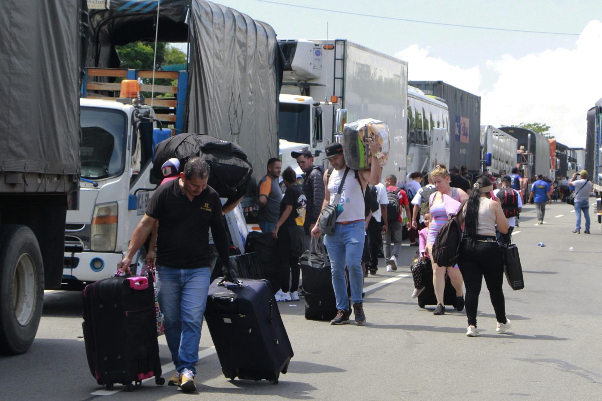 Campesinos colombianos comienzan protesta para pedir que se pueda cultivar en los páramos