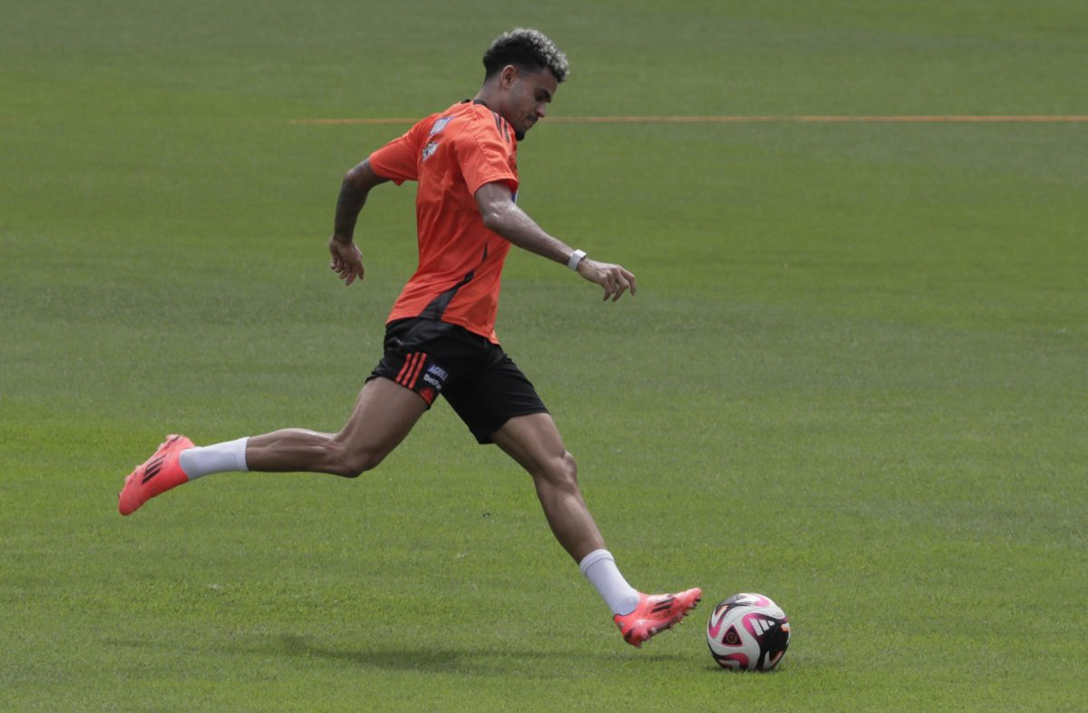 Colombia busca retomar la senda victoriosa ante un Chile que se queda sin oportunidades