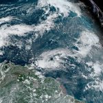 La Tormenta Óscar arroja fuertes lluvias sobre el centro y el sureste de Bahamas