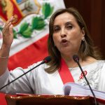 La presidenta de Perú asegura que su Gobierno enfrentará a la delincuencia con mano dura