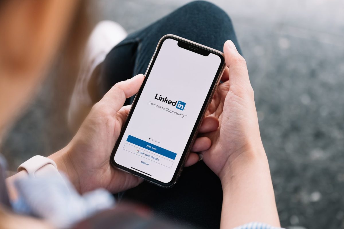 LinkedIn enfrenta multa de 310 millones de euros por violar la privacidad de usuarios