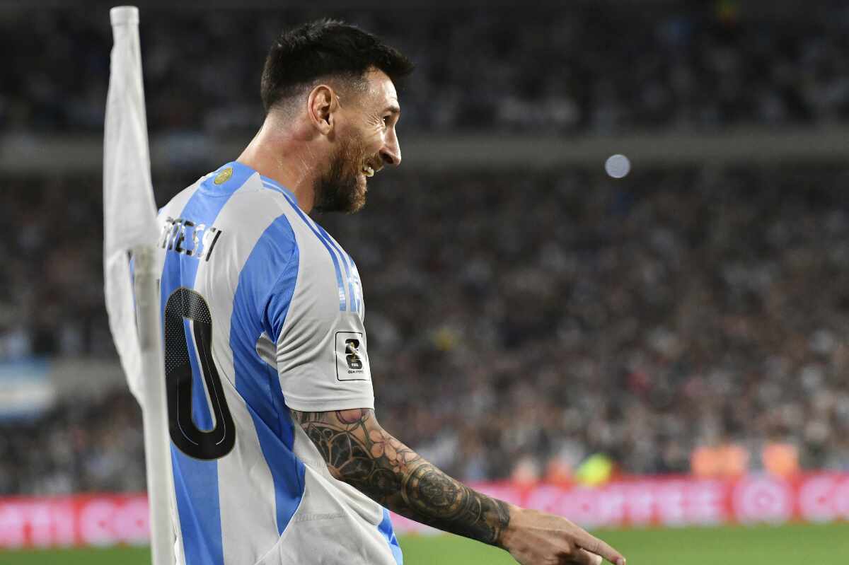 Hat-trick de Messi: Argentina aplasta a Bolivia y lidera las Eliminatorias