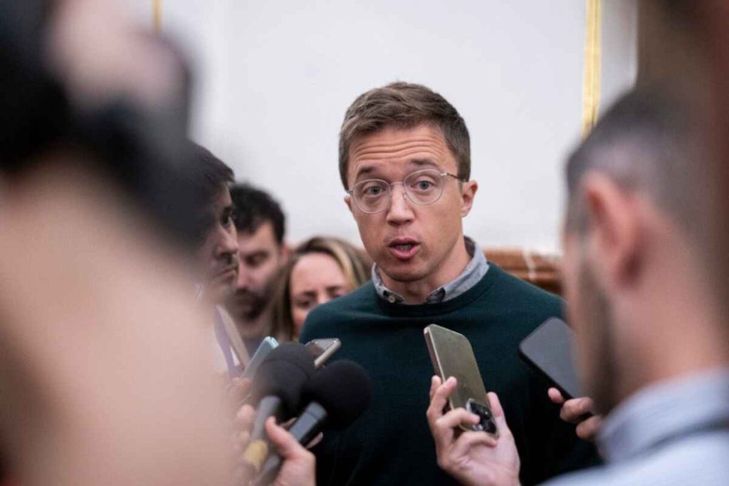 Dimisión de Íñigo Errejón sacude a la política española tras denuncia de la actriz Elisa Mouliáa por acoso sexual
