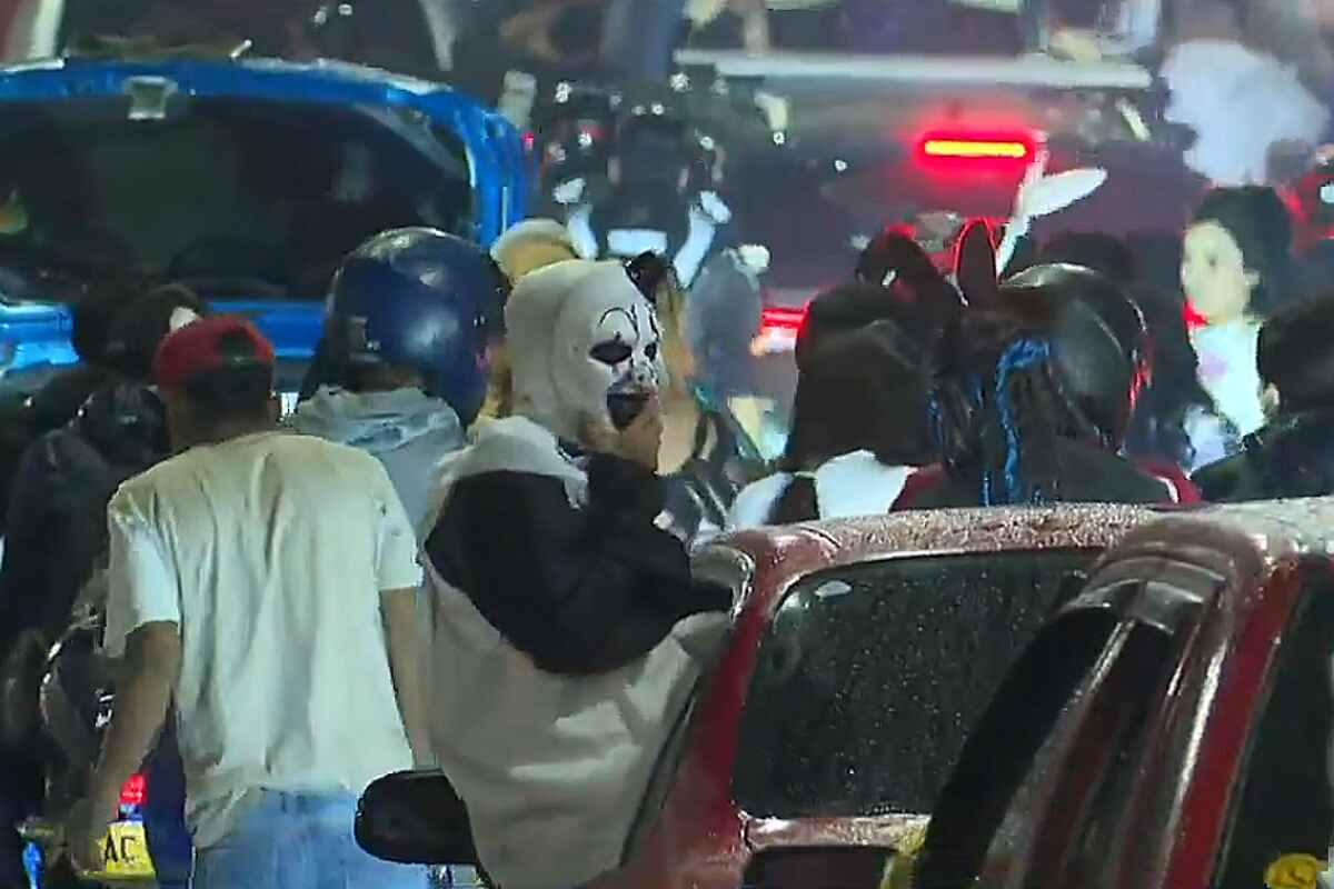 Investigan homicidio de motociclista en rodada de Halloween