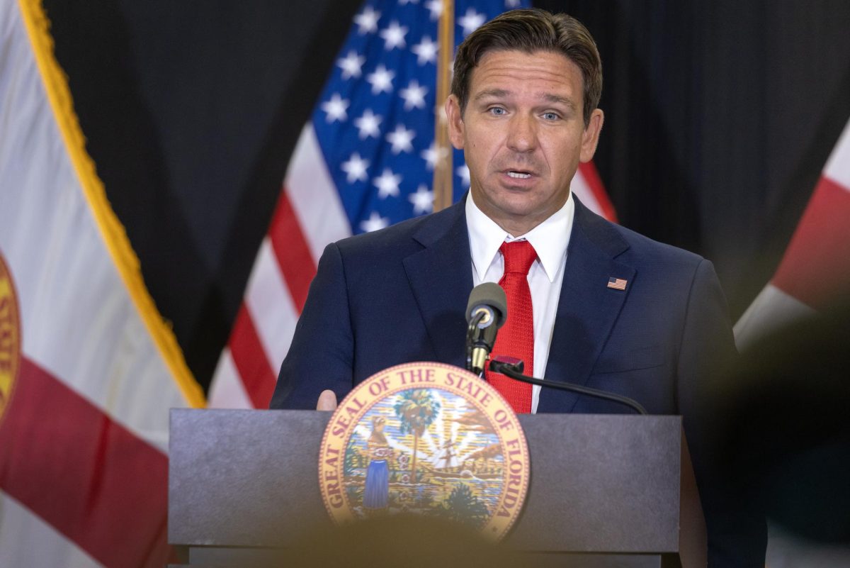 Gobernador de Florida instruye para que se convoquen de inmediato elecciones especiales