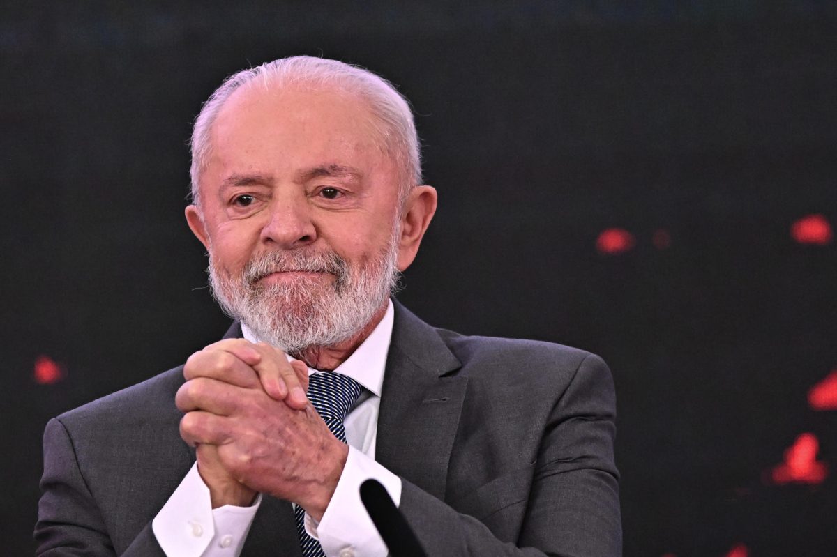 Lula continúa estable tras el golpe en la nuca y repetirá exámenes médicos en una semana