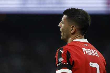 Morata, hospitalizado tras un choque en la cabeza en el entrenamiento