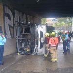 Accidente de bus escolar en Medellín deja 10 niños heridos. El vehículo se dirigía a un concurso de baile