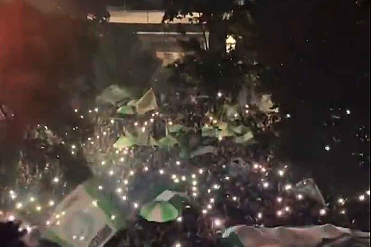 Bogotá: Monumental banderazo de Nacional previo al clásico