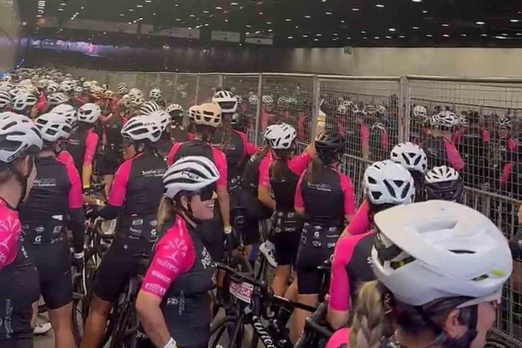 Petro responde a gritos de "Fuera, Petro" en el Giro de Rigo: polémica y mensaje contundente
