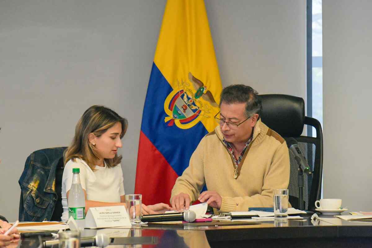 Petro declara desastre nacional por ola invernal: Chocó, La Guajira y Bogotá en alerta máxima