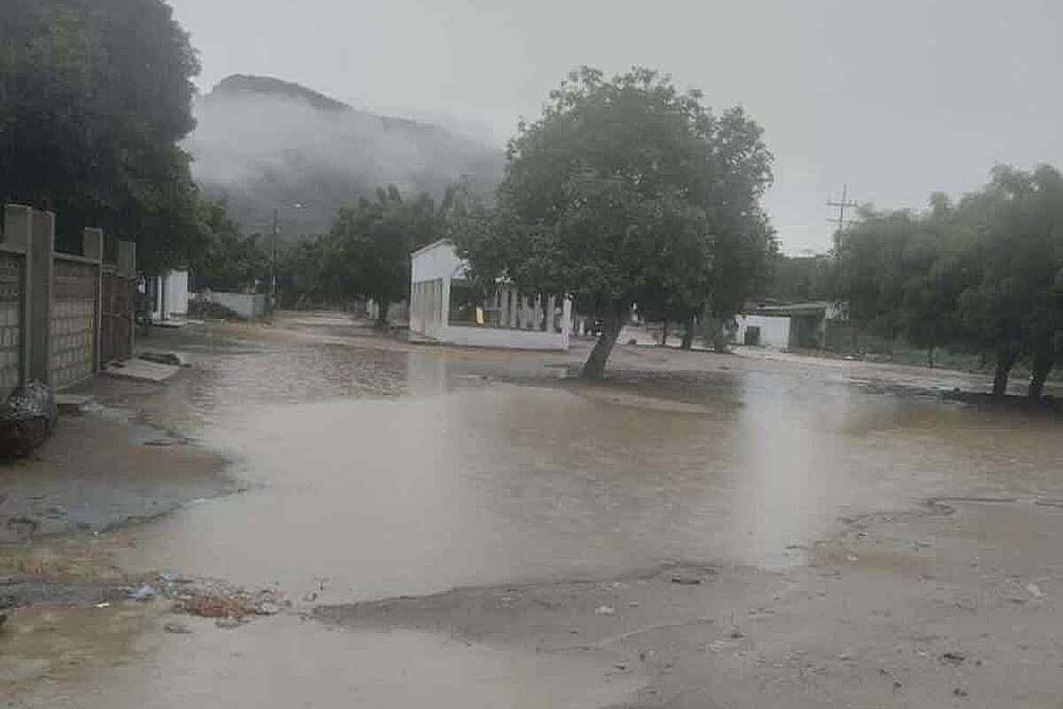 Temporada de huracanes activa: Rafael se convierte en categoría 1 y amenaza el Caribe