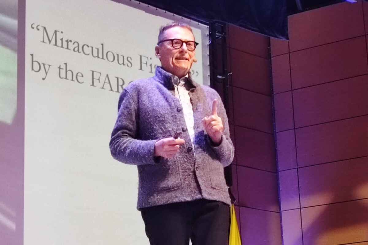 james robinson sobre colombia y gustavo petro