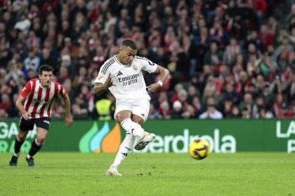 Segunda vez en la carrera de Mbappé que falla dos penaltis seguidos