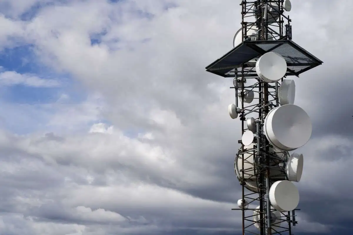 Tigo y Telefónica se unen para una red única móvil en Colombia