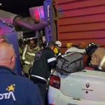 ¡Milagro en la Av. Boyacá! Un niño de 3 años sale ileso de un aparatoso accidente tras el robo de un camión