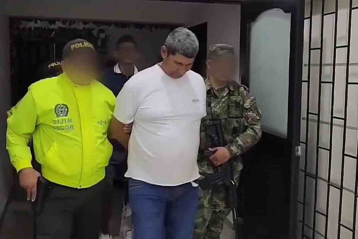 Fuerzas públicas capturan a "Viejo 40" en operación contra el Clan del Golfo