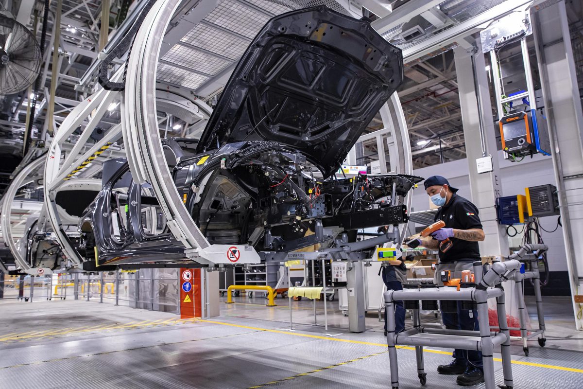 La producción y exportación de autos en México sube más del 5 % en 2024