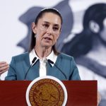 Sheinbaum dedica el primer día del regreso de Trump a defender a los mexicanos en EE.UU.