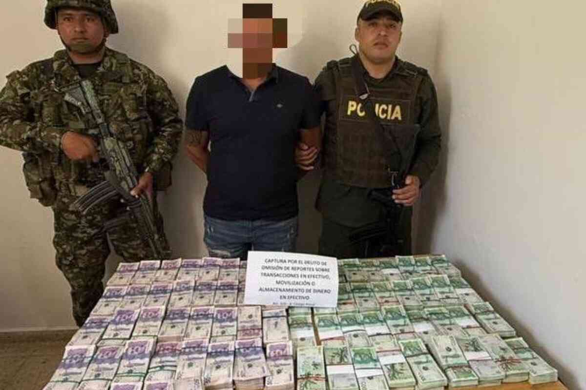 Ejército y Policía interceptan camioneta con 800 millones de pesos en efectivo en Chocó
